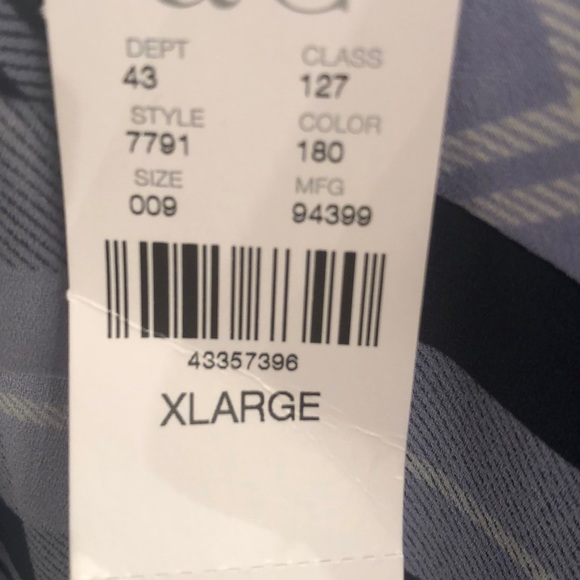 Shirt - Picture 2 of 2